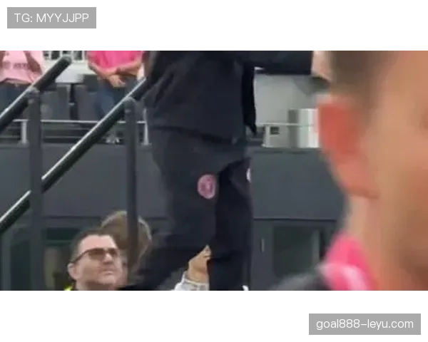 罗森博格德比重燃战火，球迷热情高涨再现激情对抗