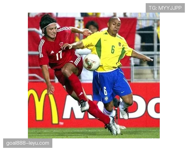 国安传奇射手风云岁月:进球表现闪耀京城绿茵 国安传奇射手风云岁月:进球表现闪耀京城绿茵