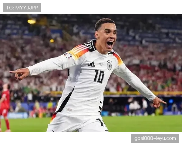 穆西亚拉对阵曼城等顶级防线的表现与成长解析